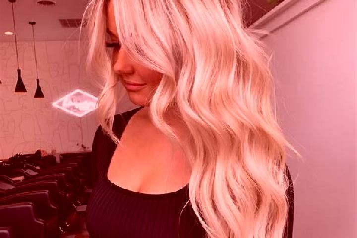 Ellie, 32, a platinum blonde amber-eyed latina companion based in Balitai. Offering Overnight, Erotic Massage, Domination, BDSM, Couples. Available for incal...