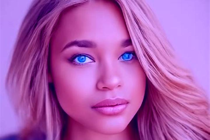 Ellie, 32, a red blue-eyed latina companion based in Cavazzona. Offering A-Level, GFE, Deep French Kissing. Available for incall and outcall, overnight booki...