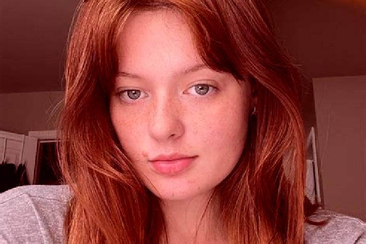 Ellie, 32, a red brown-eyed mediterranean companion based in Niegoslawice. Offering A-Level, Overnight, Travel Companion, Erotic Massage, Striptease. Availab...
