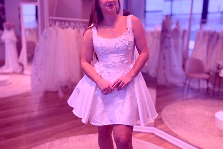 Ellie, 32 — Escort in Baranivka, Ukraine
