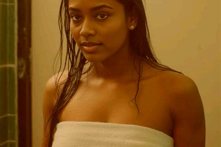 Ellie, 32 — Escort in Guajeru, Brazil
