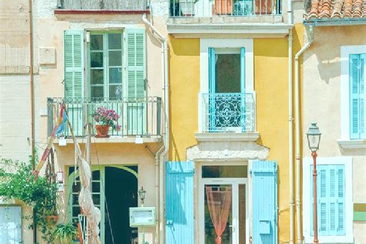 Ellie, 32 — Escort in Panossas, France