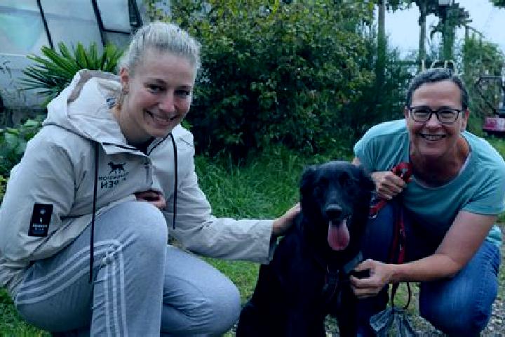 Ellie, 32 — Escort in Testorf-Steinfort, Germany