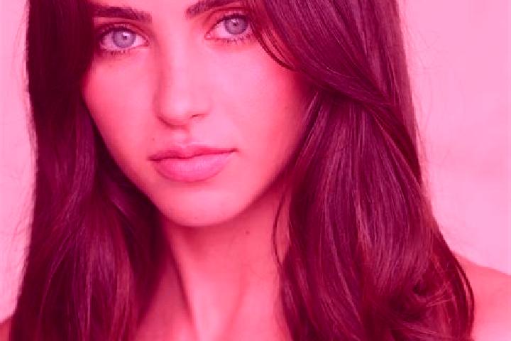 Ellie, 33, a auburn brown-eyed caribbean companion based in La Tuque. Offering Roleplay, Striptease, Dinner Date, Fetish. Available for incall and outcall, o...