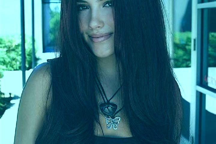 Ellie, 33, a auburn dark-eyed mixed companion based in Tatakamotonga. Offering Dinner Date, Tantra, Couples, BDSM. Available for incall and outcall, overnigh...