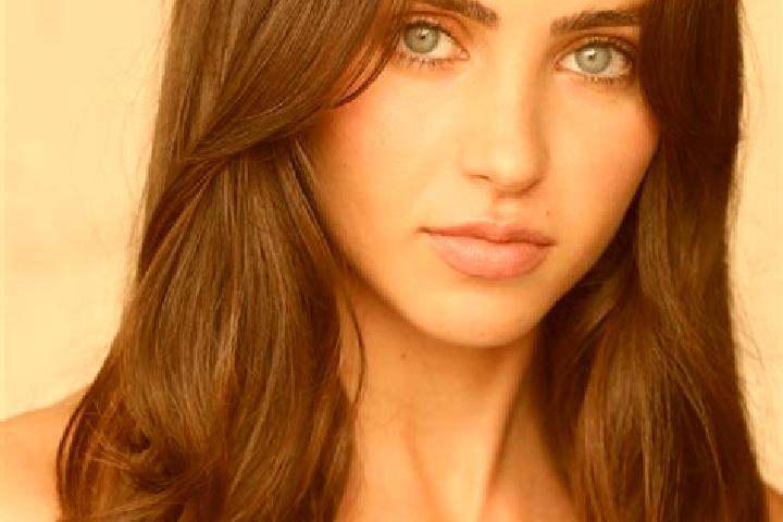Ellie, 33, a brunette dark-eyed indian companion based in Niechobrz. Offering 69, Deep French Kissing, Striptease, Domination. Available for incall and outca...