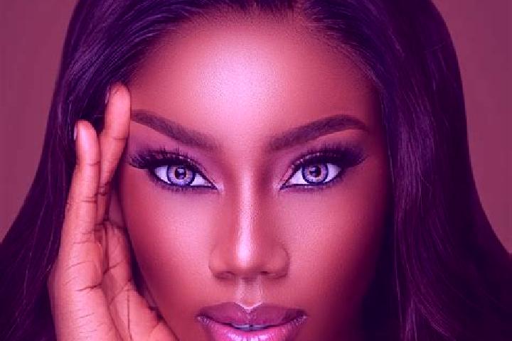 Ellie, 33, a chestnut blue-eyed ebony companion based in Tomra. Offering Overnight, Striptease, 69, Domination, Deep French Kissing. Available for incall and...