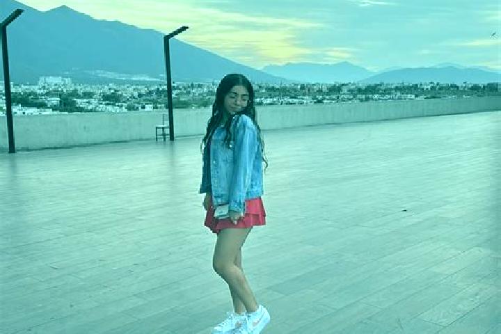 Ellie, 33 — Escort in Genaro Codina, Mexico