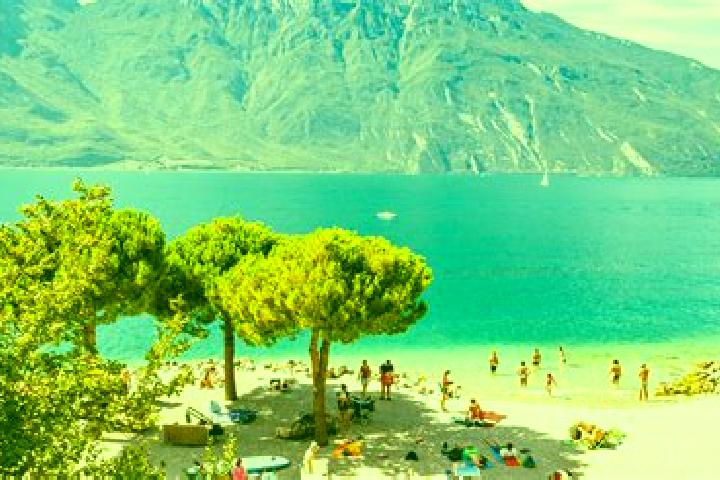 Ellie, 33 — Escort in Ornavasso, Italy