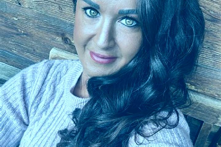 Ellie, 33 — Escort in Pressbaum, Austria