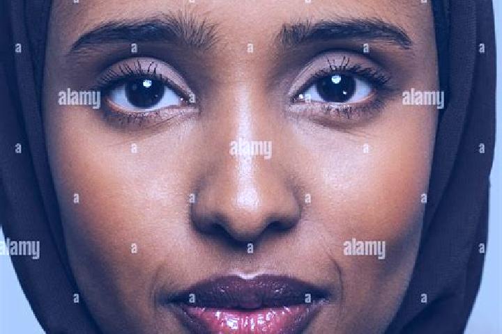 Ellie, 34, a auburn brown-eyed middle eastern companion based in Marbel. Offering BDSM, Couples, OWO. Available for incall and outcall, overnight bookings av...