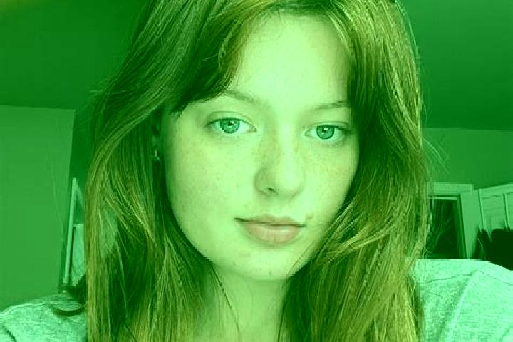 Ellie, 34, a auburn grey-eyed mediterranean companion based in Lezigneux. Offering Dinner Date, Deep French Kissing, Prostate Massage, Domination. Available ...