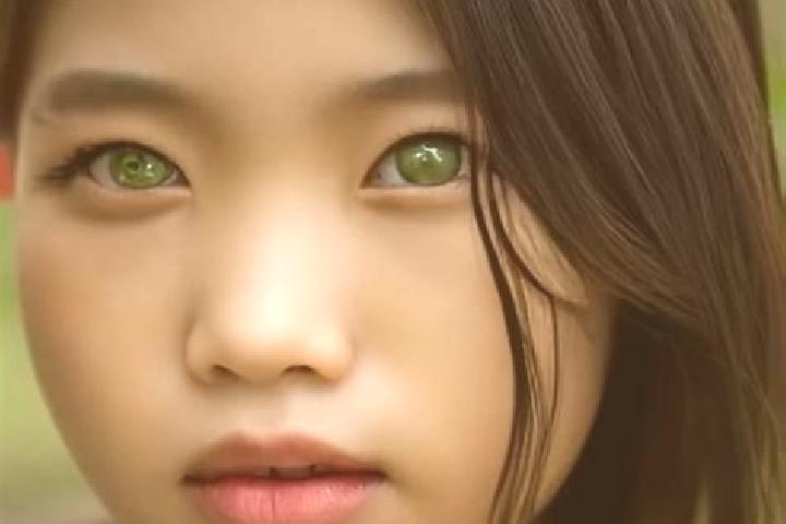 Ellie, 34, a black green-eyed asian companion based in Calamba. Offering A-Level, 69, Erotic Massage, Duos. Available for incall and outcall, overnight booki...