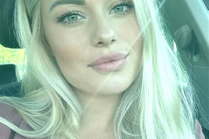Ellie, 34, a blonde hazel-eyed european companion based in Meolo. Offering Duos, Tantra, Travel Companion, Domination, GFE. Available for incall and outcall,...