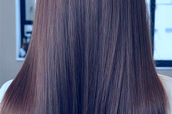 Ellie, 34, a chestnut green-eyed european companion based in Wuyangba. Offering OWO, Striptease, Massage. Available for incall and outcall, day and evening d...