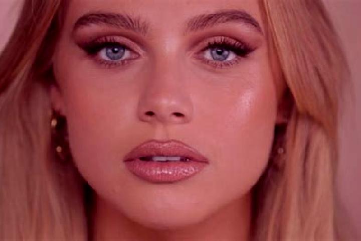 Ellie, 34, a platinum blonde green-eyed middle eastern companion based in OEdsmal. Offering Deep French Kissing, OWO, Striptease, Massage, Travel Companion. ...