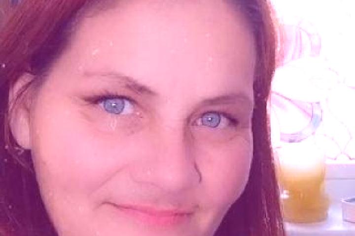 Ellie, 34, a red hazel-eyed asian companion based in Bad Steben. Offering Prostate Massage, CIM, Party Girl, Girlfriend Experience. Available for incall and ...
