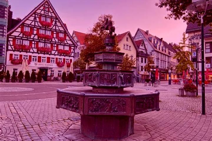 Ellie, 34 — Escort in Albstadt, Germany