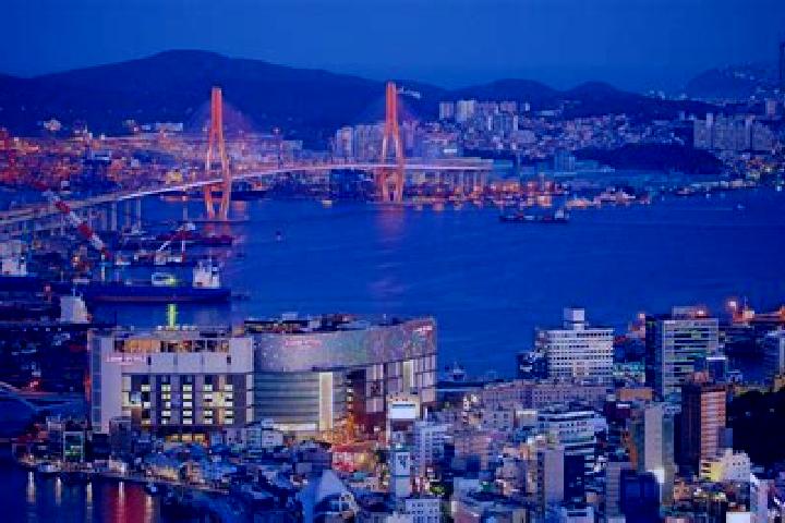 Ellie, 34 — Escort in Busan, South Korea