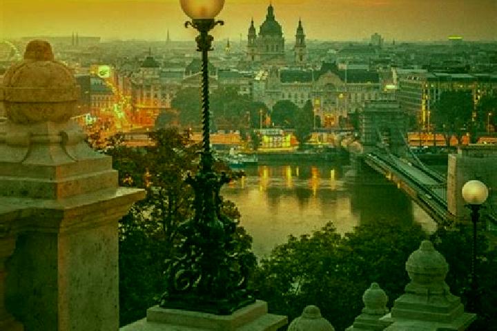 Ellie, 34 — Escort in Domsod, Hungary