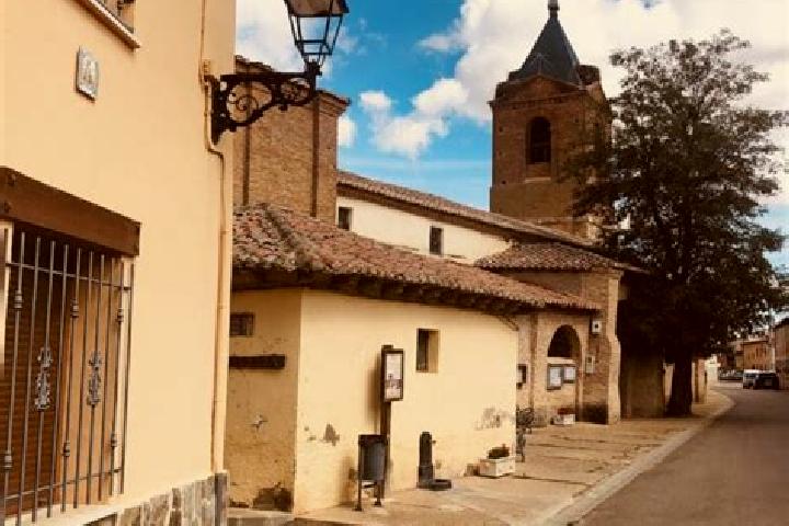 Ellie, 34 — Escort in El Burgo Ranero, Spain