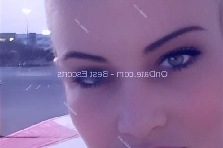 Ellie, 34 — Escort in Hemlock, United States