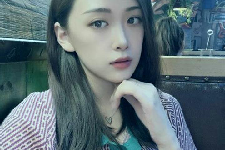 Ellie, 34 — Escort in Jiaxing, China