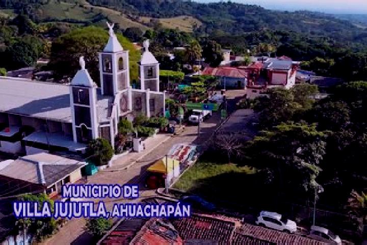 Ellie, 34 — Escort in Jujutla, El Salvador