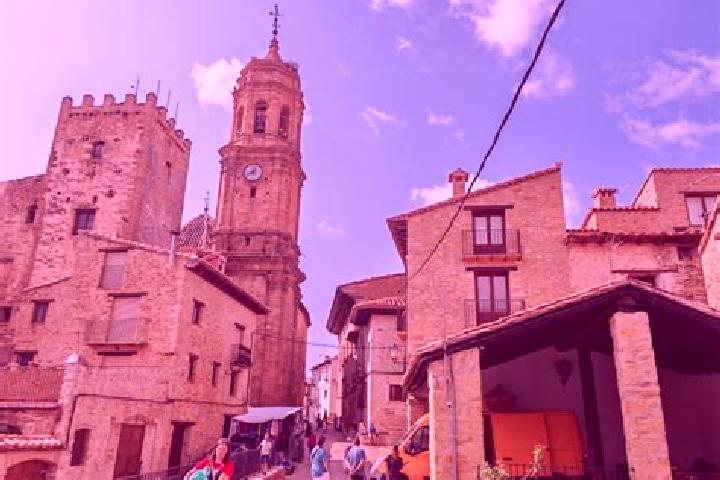 Ellie, 34 — Escort in La Iglesuela del Cid, Spain