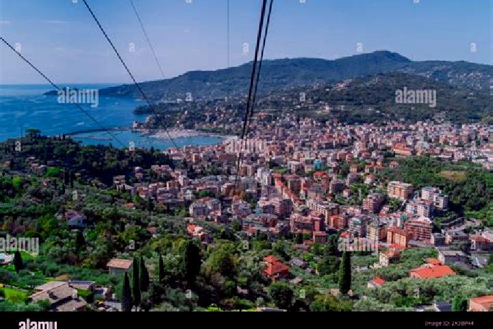 Ellie, 34 — Escort in Montallegro, Italy
