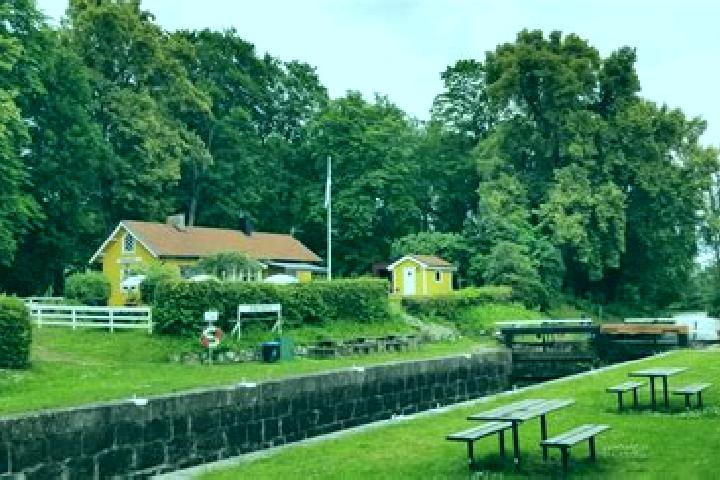Ellie, 34 — Escort in Nykvarn, Sweden