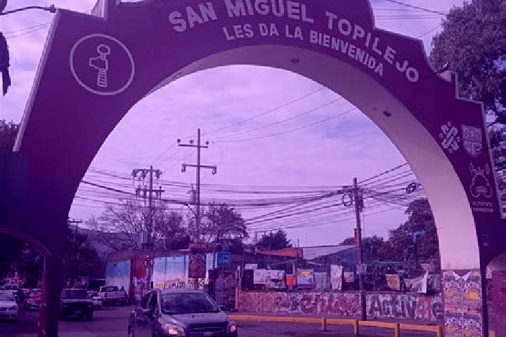 Ellie, 34 — Escort in San Miguel Topilejo, Mexico