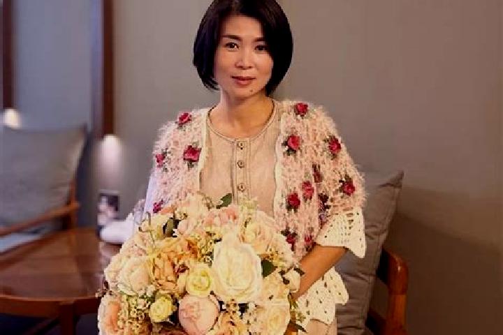 Ellie, 34 — Escort in Sankui, China