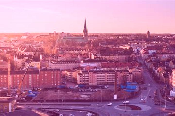 Ellie, 34 — Escort in Vara, Sweden