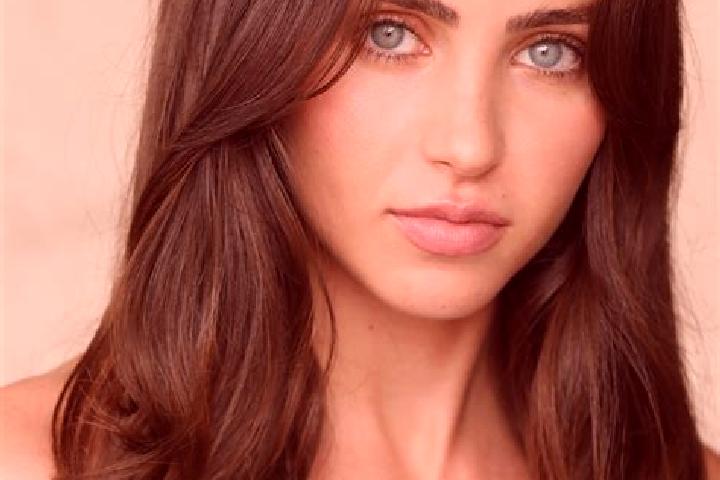 Ellie, 35, a auburn brown-eyed latina companion based in Llanrhystud. Offering Couples, Girlfriend Experience, Roleplay, CIM. Available for incall and outcal...