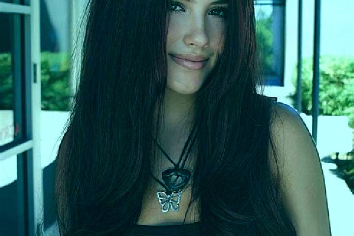 Ellie, 35, a auburn dark-eyed indian companion based in Bedzino. Offering Travel Companion, Deep French Kissing, Duos, Striptease. Available for incall and o...