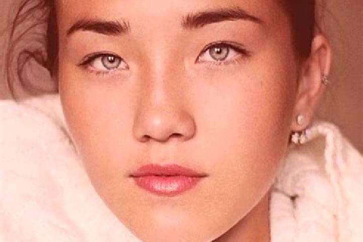 Ellie, 35, a black grey-eyed caucasian companion based in Rima. Offering Tantra, Dinner Date, Overnight, Striptease. Available for incall and outcall, overni...
