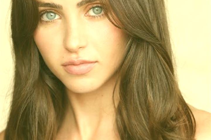 Ellie, 35, a black hazel-eyed latina companion based in Jaresqan. Offering Dinner Date, Tantra, 69, CIM. Available for incall and outcall, day and evening da...