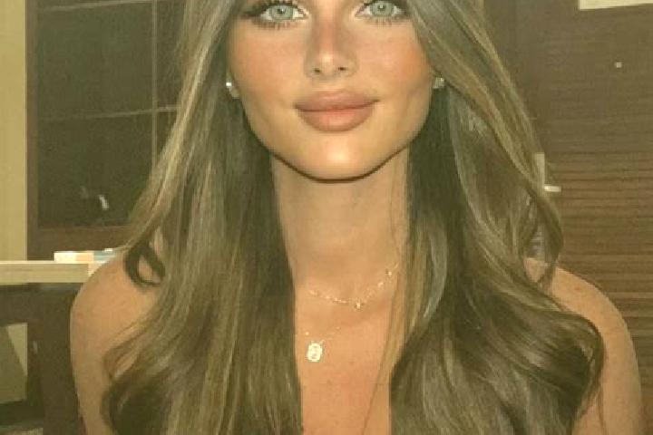 Ellie, 35, a brunette dark-eyed caribbean companion based in Wedeng. Offering Deep French Kissing, Travel Companion, Dinner Date, Overnight. Available for in...
