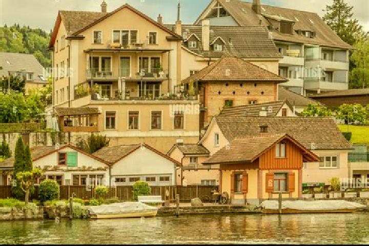 Ellie, 35 — Escort in Feuerthalen, Switzerland