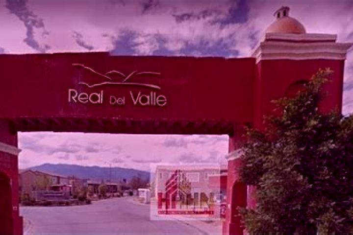 Ellie, 35 — Escort in Fraccionamiento Real del Valle, Mexico