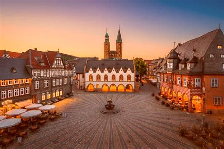 Ellie, 35 — Escort in Goslar, Germany