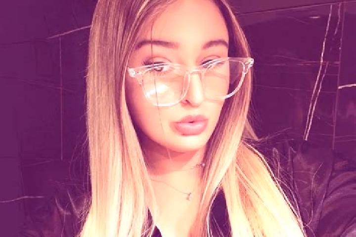 Ellie, 35 — Escort in Poiana lui Stanga, Romania