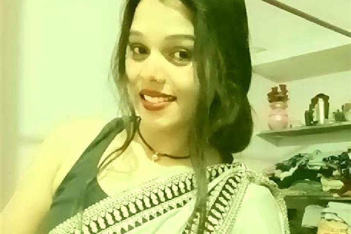Ellie, 35 — Escort in Shahdol, India