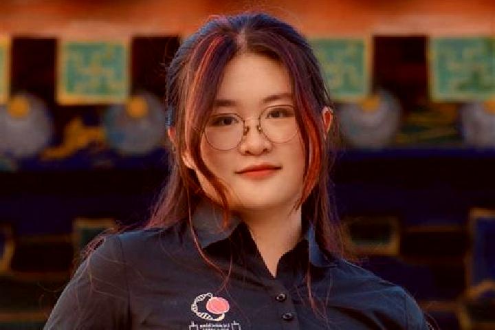 Ellie, 35 — Escort in Wangmeng, China