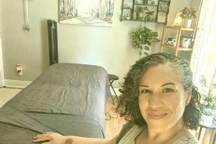Ellie, 36, a black blue-eyed mediterranean companion based in Plovan. Offering Party Girl, A-Level, Tantra, OWO, Erotic Massage. Available for incall and out...