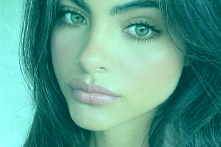 Ellie, 36, a blonde dark-eyed middle eastern companion based in Pandu. Offering Couples, Domination, Roleplay, 69, Duos. Available for incall and outcall, da...