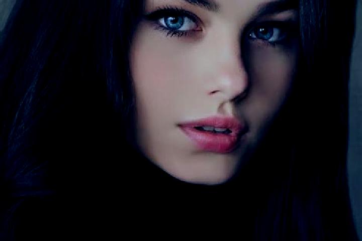 Ellie, 36, a dark blonde amber-eyed slavic companion based in Kanyama. Offering Deep French Kissing, Girlfriend Experience, BDSM, Erotic Massage. Available f...