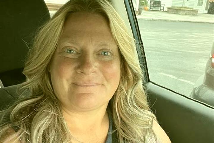 Ellie, 36 — Escort in Broad Creek, United States