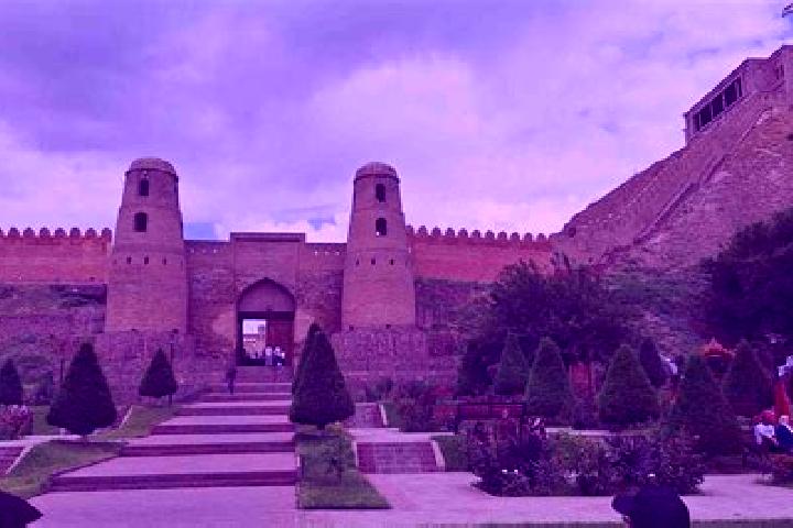 Ellie, 36 — Escort in Hisor, Tajikistan